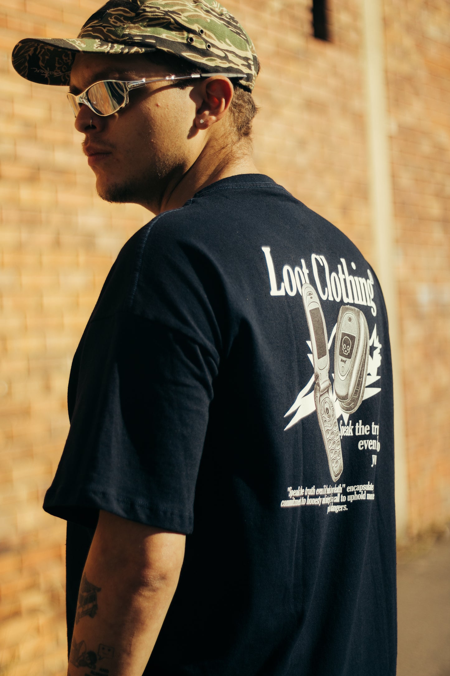 Camiseta Flip Phone - Navy